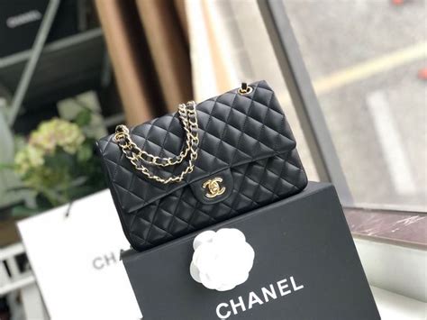 huge chanel flap bag|chanel 25cm flap bag.